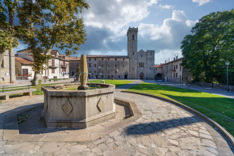 Cosa Vedere Ad Abbadia San Salvatore Incantevole Borgo Nella Campagna