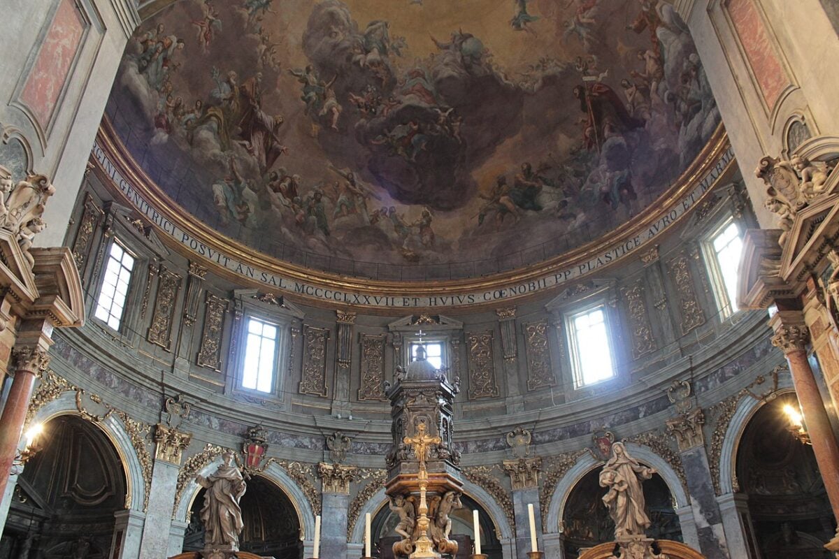 La Basilica Della Santissima Annunziata A Firenze Apre Le Porte Ai