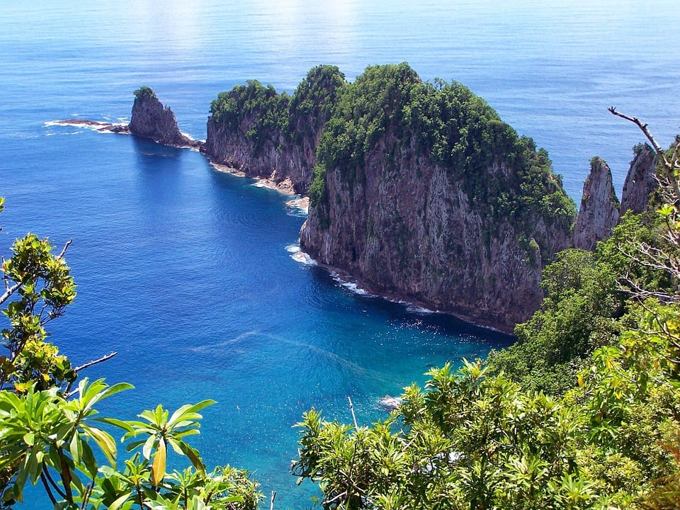 isole-samoa-panorama-costa