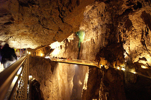 Grotte di San Canziano