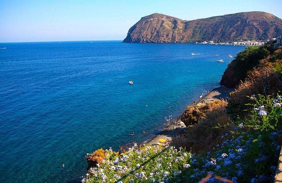 sicilia-spiaggiadilipari