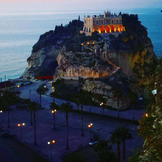 tropea-chiesasantamaria