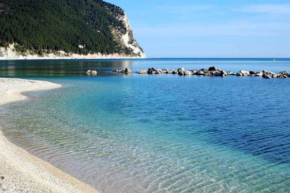 marche.spiaggiasassineri