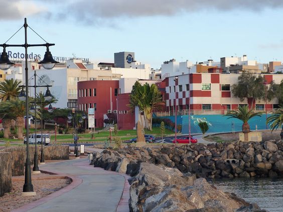 fuerteventura-puertodelrosario2