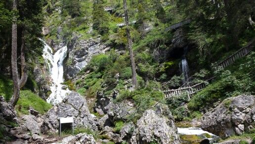 madonnadicampiglio-cascatedivallesinella