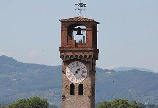 lucca-torre-delle-ore