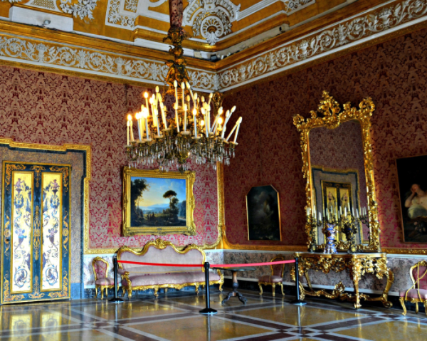 napoli-palazzo-reale