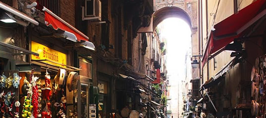 napoli-san-gregorio-armeno-foto
