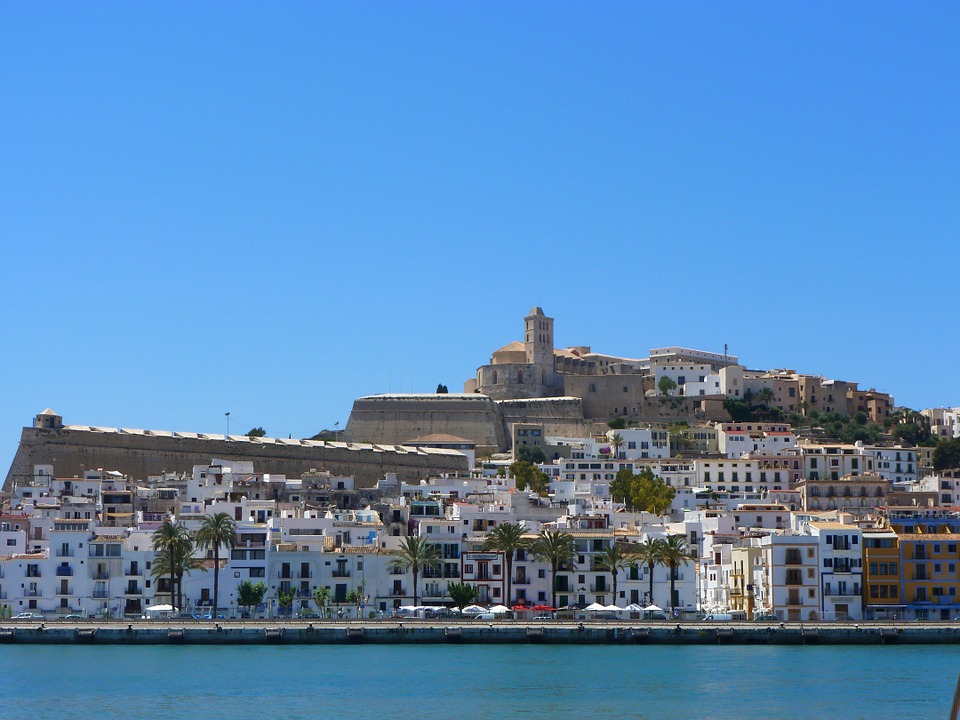 ponti-primaverili-ibiza