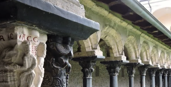 aosta-chiostro