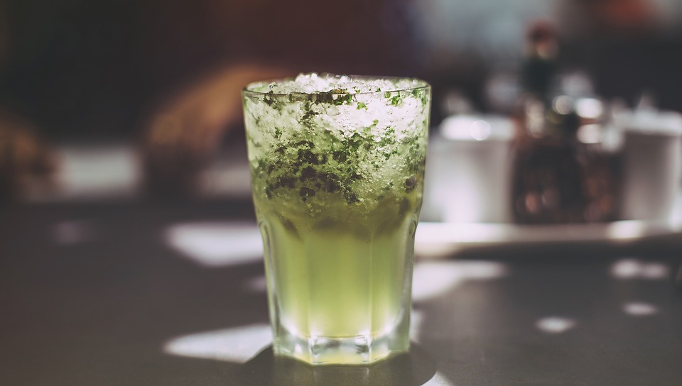 terni-people-drink-emotion