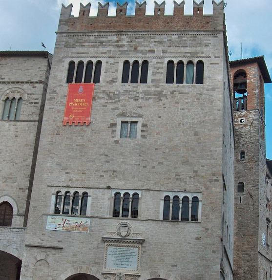 todi-palazzo-del-popolo