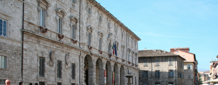 ascoli-piceno-piazza-arringo