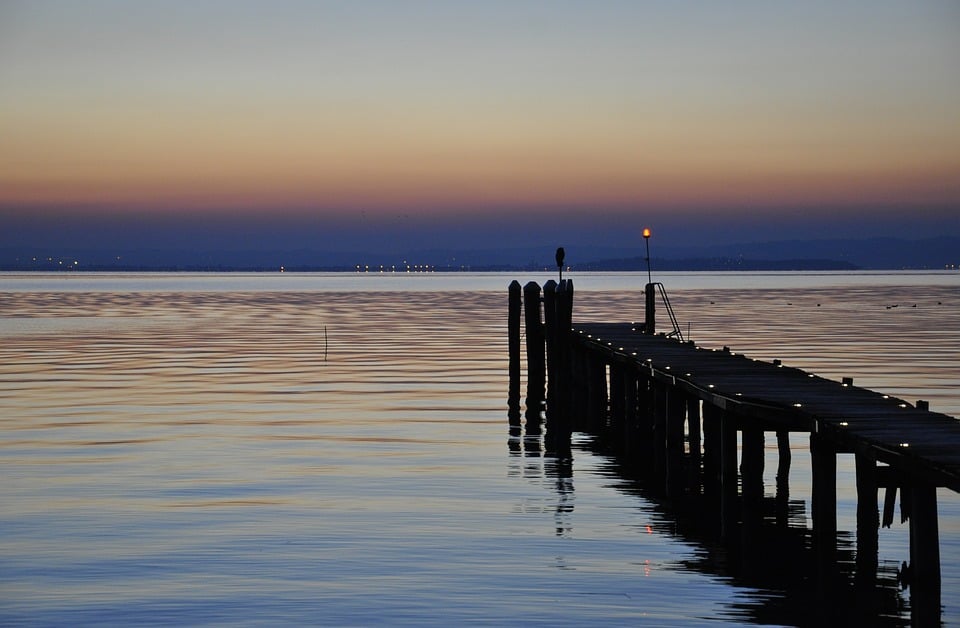 lago-di-garda-vita-notturna