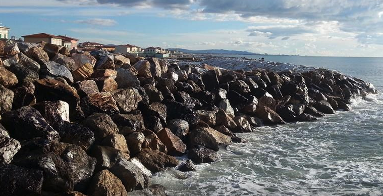 marina-di-pisa-molo