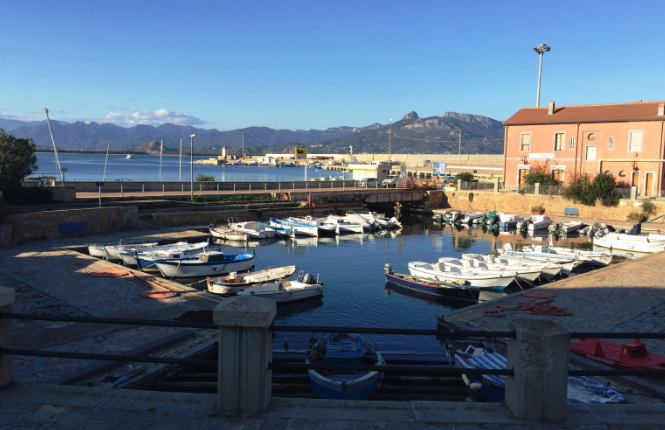 arbatax-porto-cala-genovesi