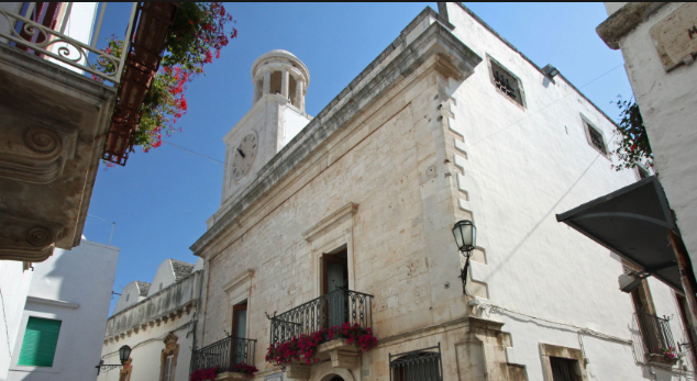 locorotondo-torre-dell&#8217;orologio