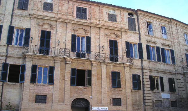 recanati-palazzo-leopardi