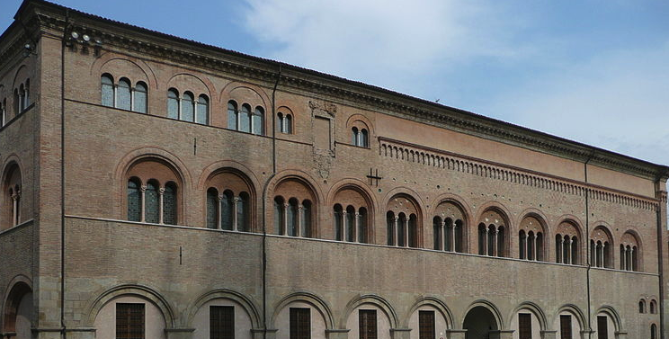 parma-palazzo-vescovile