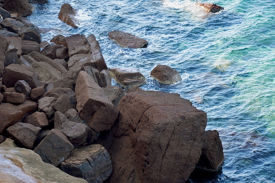sant-antioco-scogliera