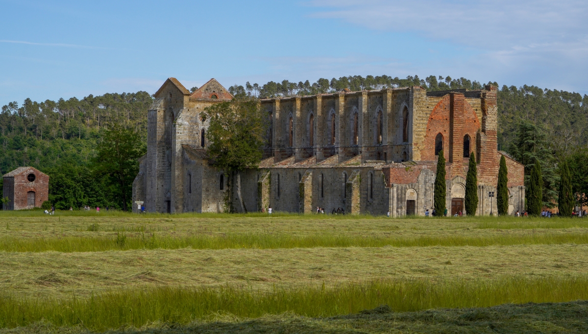 San Galgano e il mistero della Spada nella Roccia