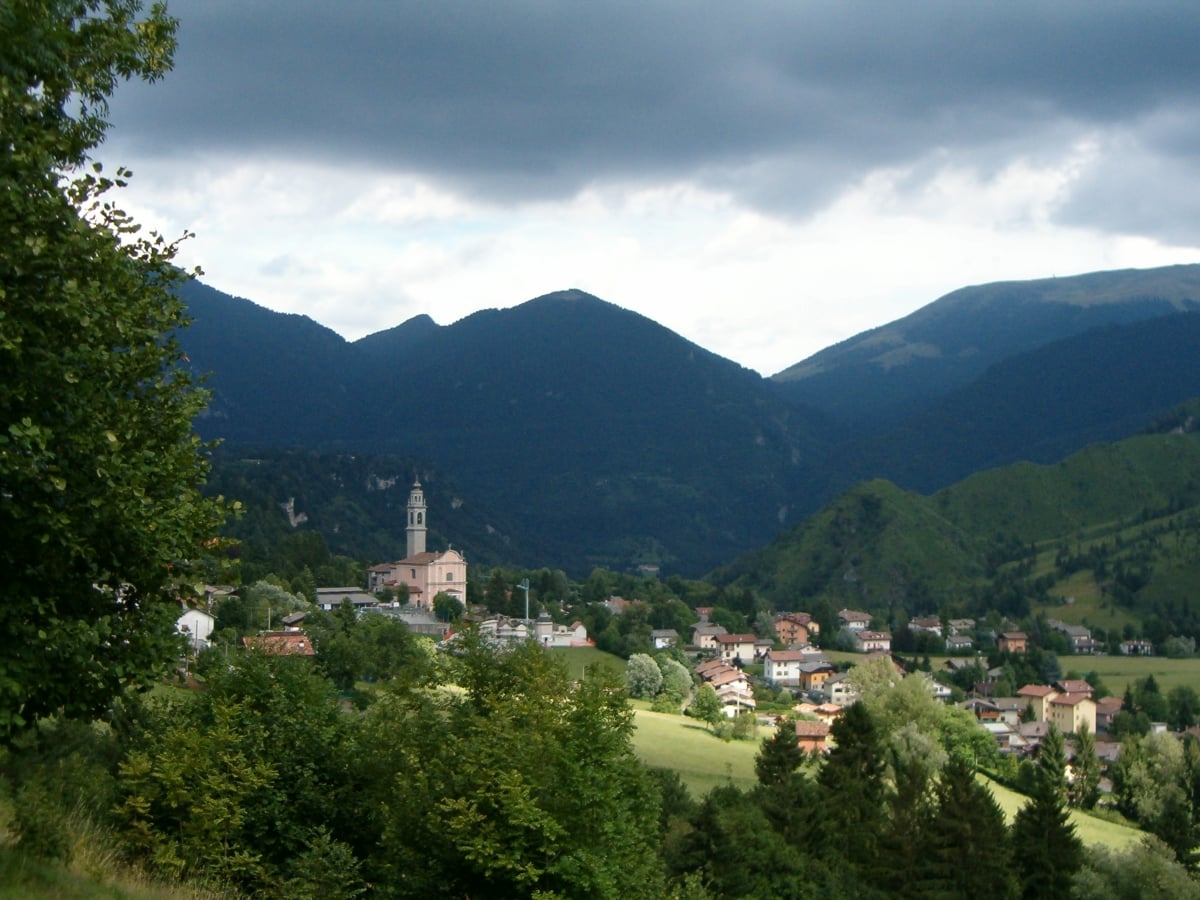 Castione della Presolana: Cosa fare, passeggiate e sentieri