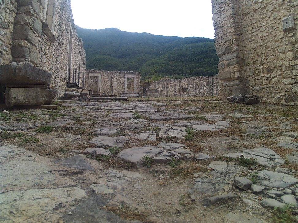 laviano-castello