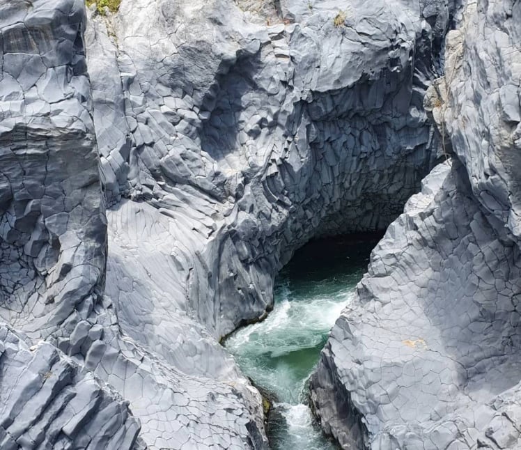 gole-alcantara-sicilia-orientale