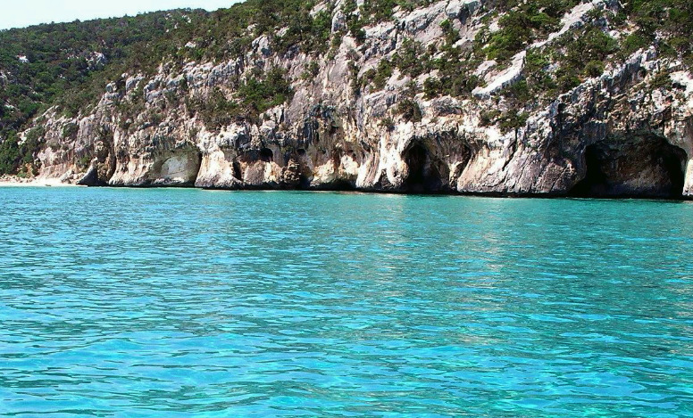 cala-gonoce-grotte-bue-marino