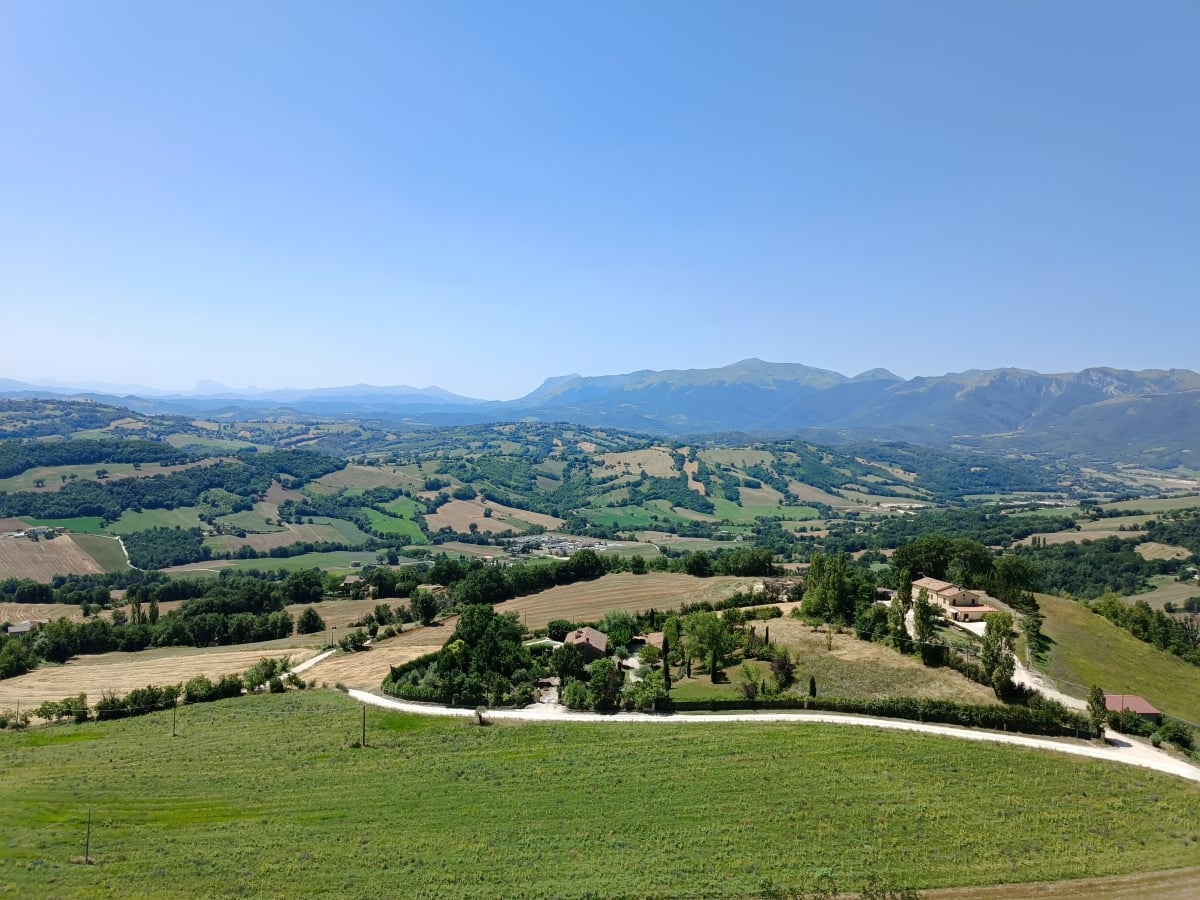Visitare San Ginesio: cosa vedere nel borgo medievale conosciuto come il Balcone dei Monti Sibillini