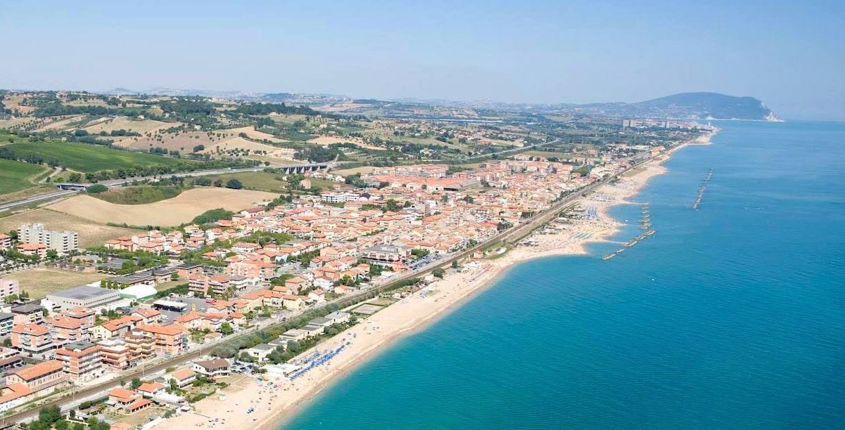 Le 6 località balneari più economiche delle Marche dove organizzare vacanze di tutto rispetto