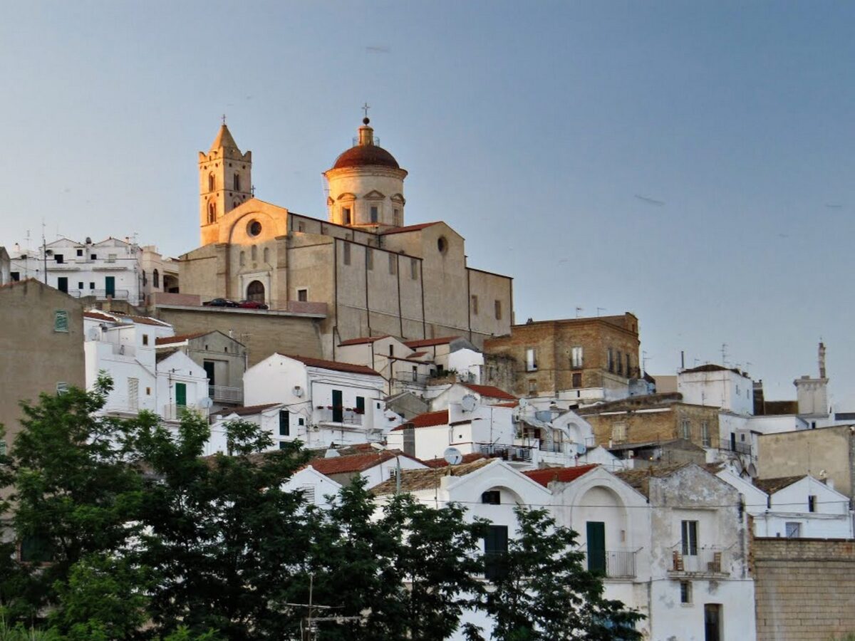 Vacanze a Pisticci cosa vedere e spiagge della Città bianca della Basilicata Vacanze a Pisticci cosa vedere e spiagge della Città bianca della Basilicata
