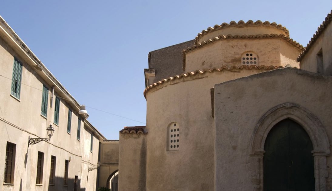 santa-severina-battistero
