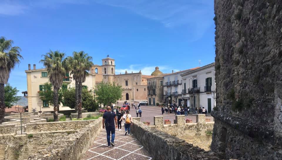santa-severina-piazza