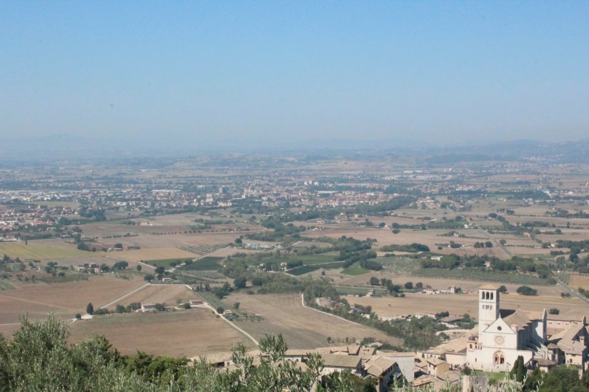 Visitare Bastia Umbra: cosa vedere nel borgo medievale incastonato nel Parco del Monte Subasio