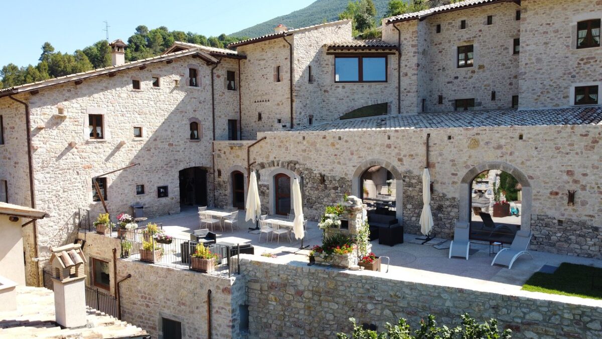 scheggino-albergo-diffuso