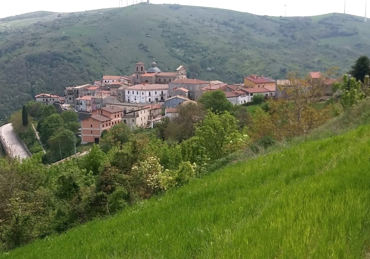 Visitare Faeto: cosa vedere nel borgo del prosciutto e del maiale dove si parla la lingua francoprovenzale
