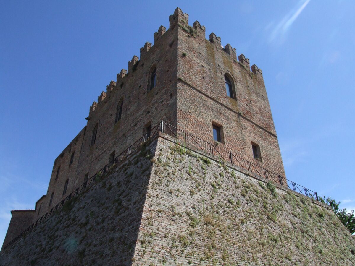 rocca-mondaino