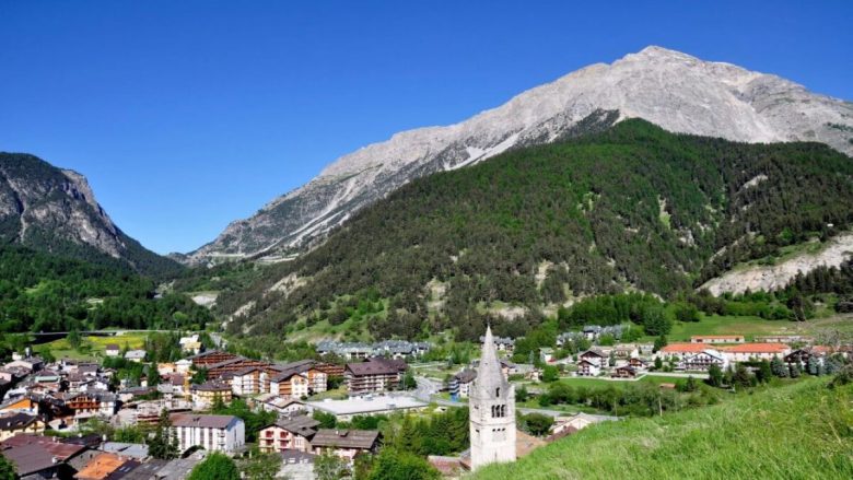 cesana-torinese-chiesa-san-giovanni-battista