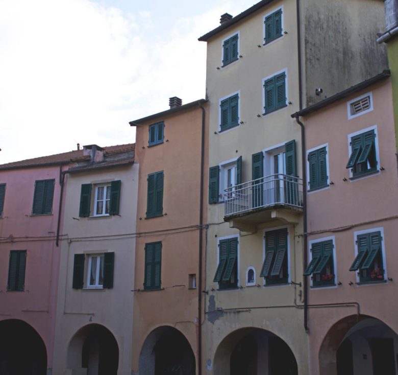 varese-ligure-architettura