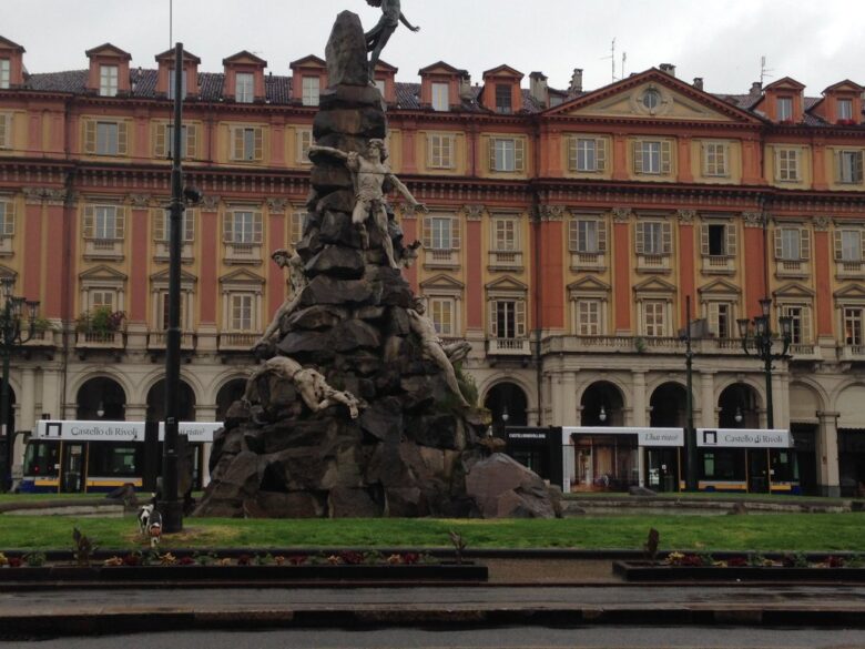 rivoli-piazza