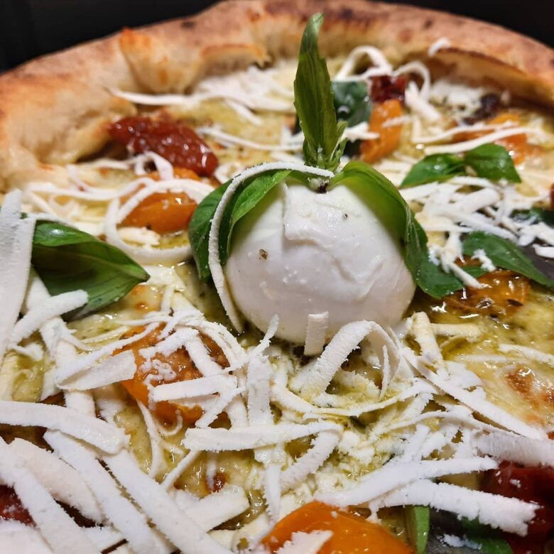rocca-di-mezzo-pizzeria-maninpasta