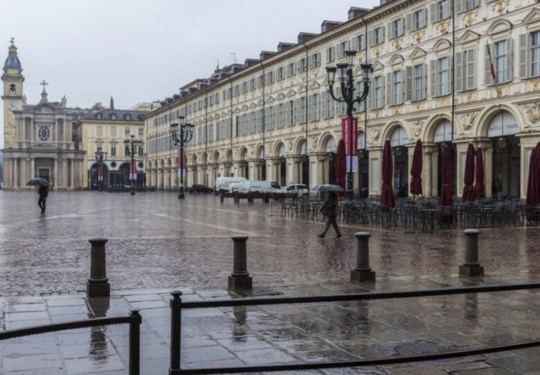 torino-piazza-pioggia torino-piazza-pioggia