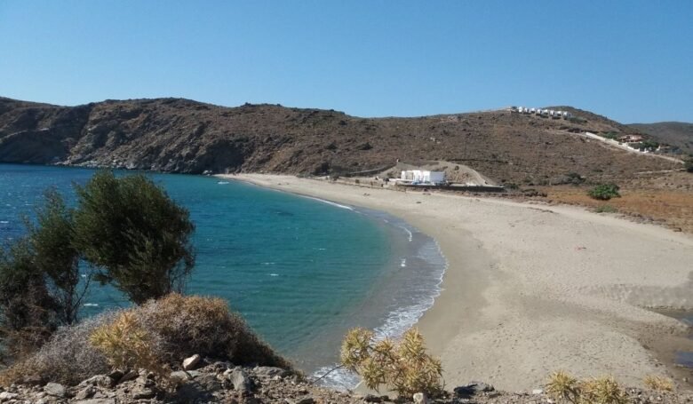 andros-spiaggia-Pisolimnionas