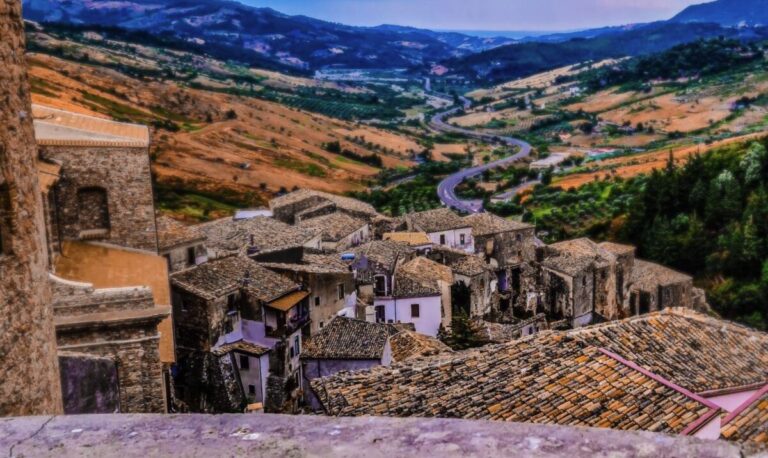 4 Borghi Più Belli Della Calabria Da Visitare In Estate