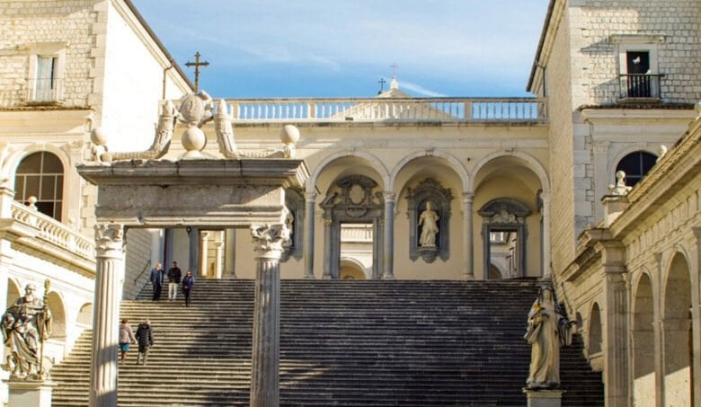 cassino-abbazia-ingresso