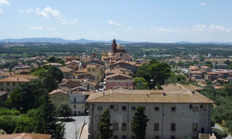 castiglione-del-lago-umbria-centro-storico