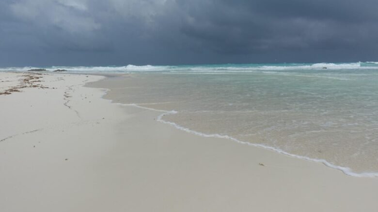cuba-playa-mal-tiempo
