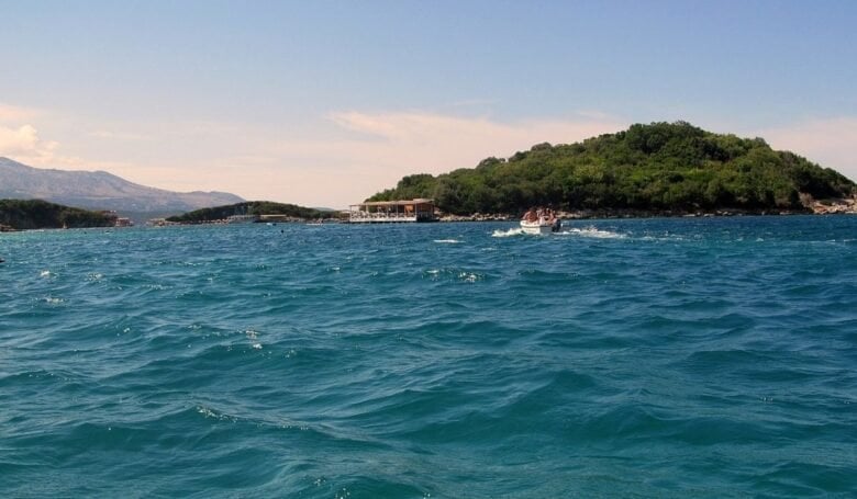 ksamil-mangiare-bene-spendendo-poco