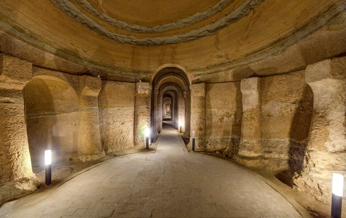 Grotte di Camerano: orari, prezzi e durata della visita